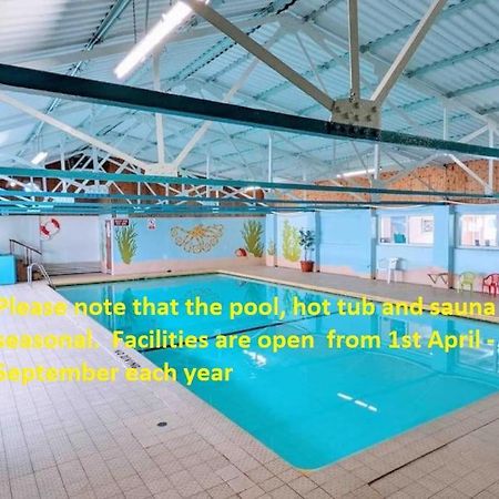 סוואנסי Ocean Breeze, Gower Holiday Village. Allows Dogs מראה חיצוני תמונה