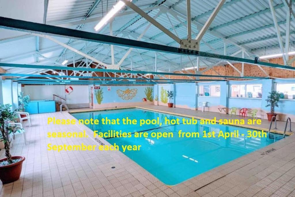 סוואנסי Ocean Breeze, Gower Holiday Village. Allows Dogs מראה חיצוני תמונה